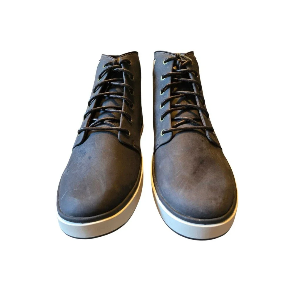 OluKai Kekaha Leather Lace-Up Pavement/ Off White Mens US 13